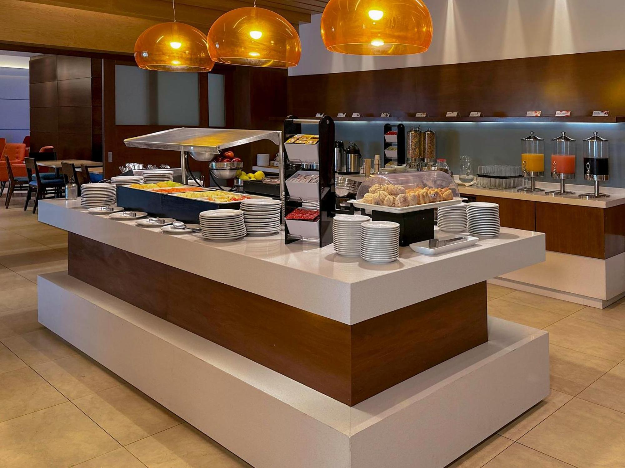 Holiday Inn Express Merida By Ihg Kültér fotó