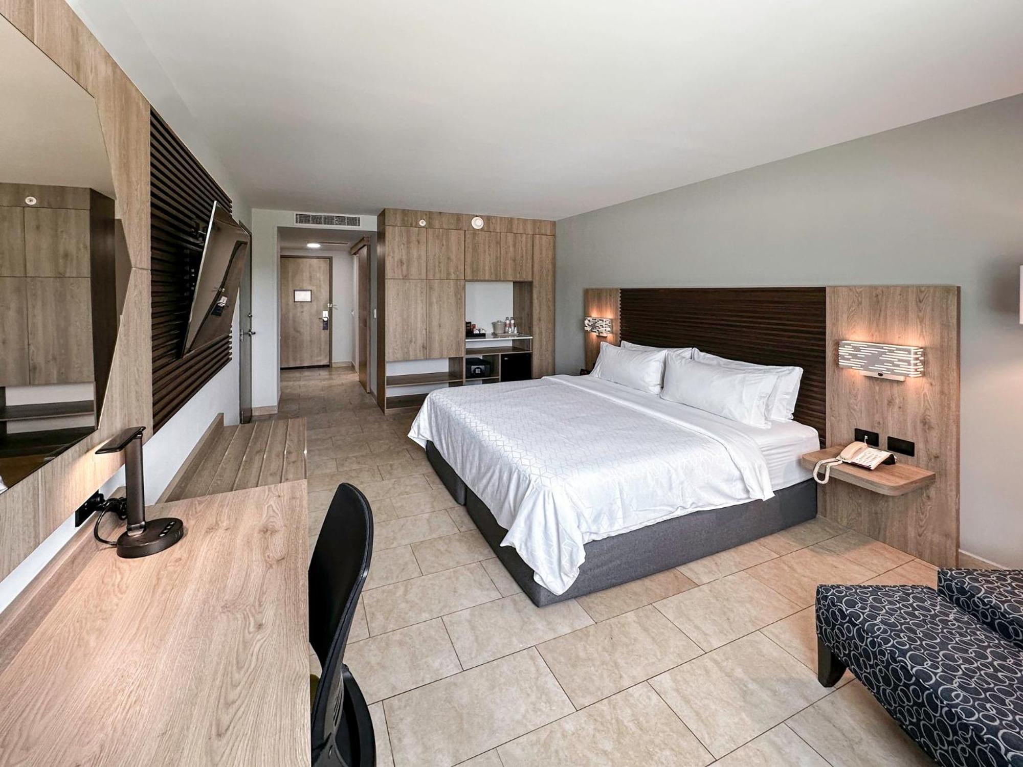 Holiday Inn Express Merida By Ihg Kültér fotó